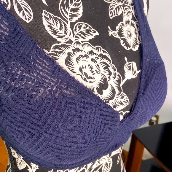 French Connection - Picture 3 of 11